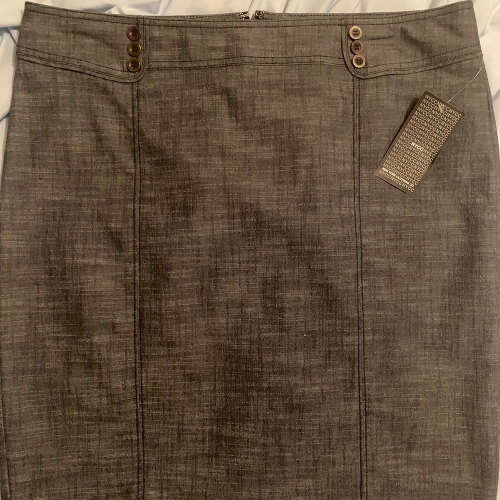 Gray pencil style skirt
